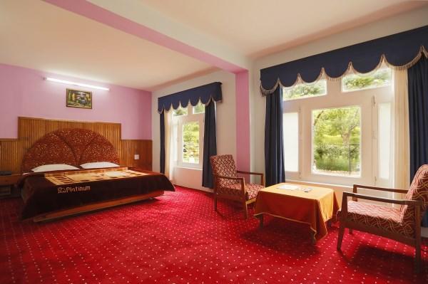 Hotel Mohan Palace Manāli Zewnętrze zdjęcie